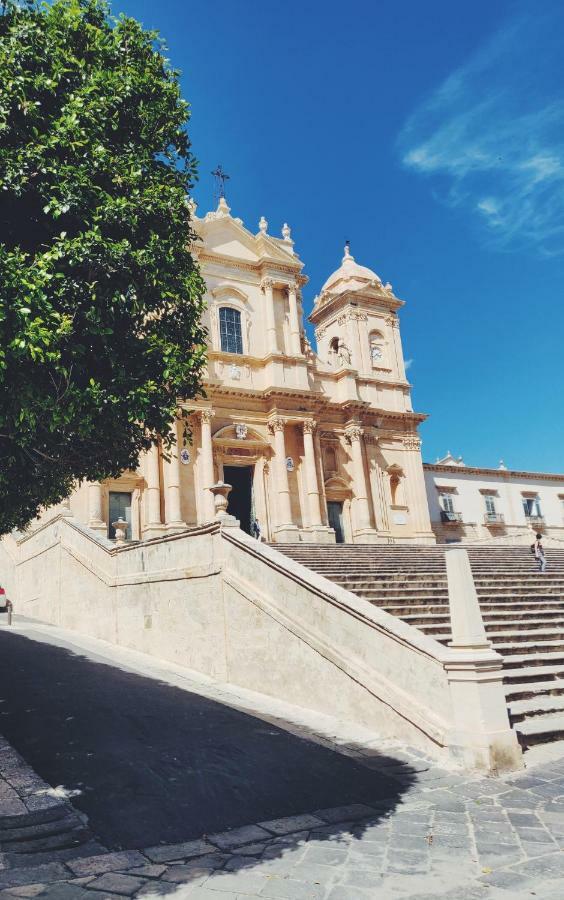 Overlookingsea Lido di Noto Экстерьер фото