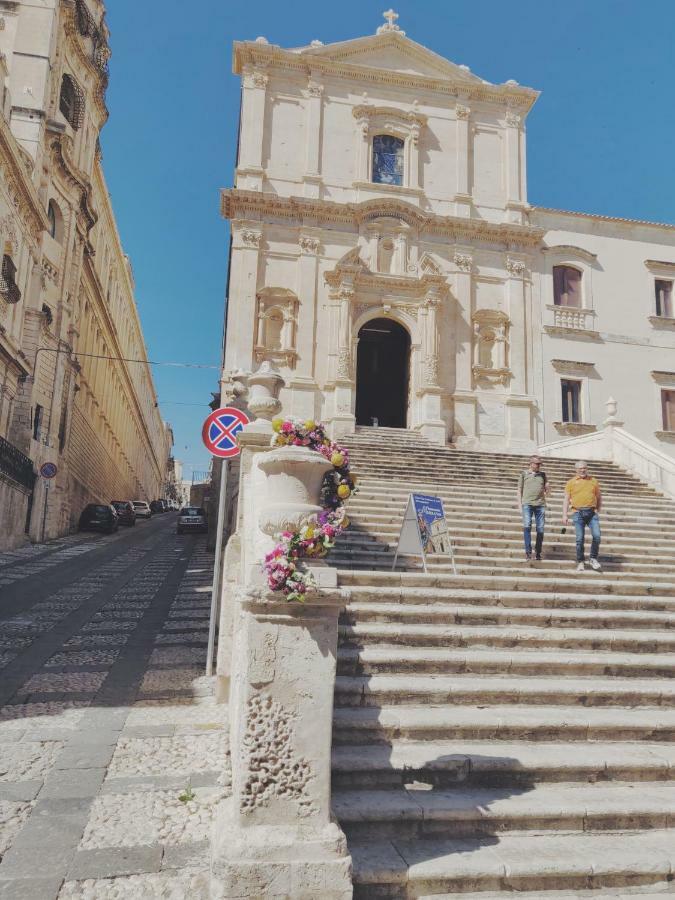 Overlookingsea Lido di Noto Экстерьер фото